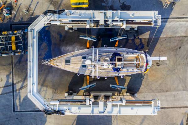 Our commercial marine insurance covers boat manufacturers and dealers